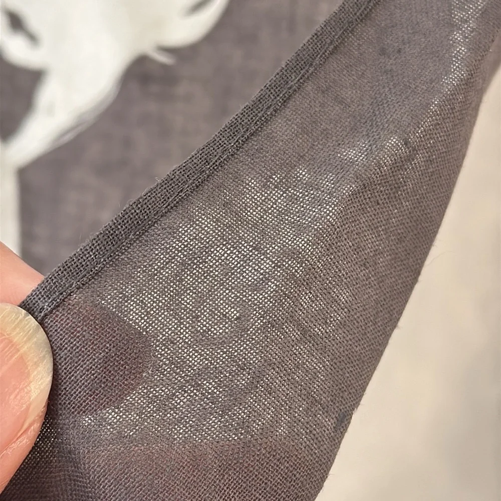 Gray and white Chris Stapleton bandana. Cotton.
